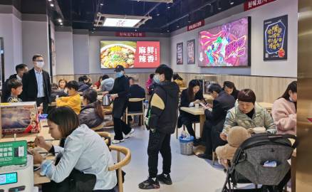 開冒菜店怎么才能更快地吸引到消費(fèi)者