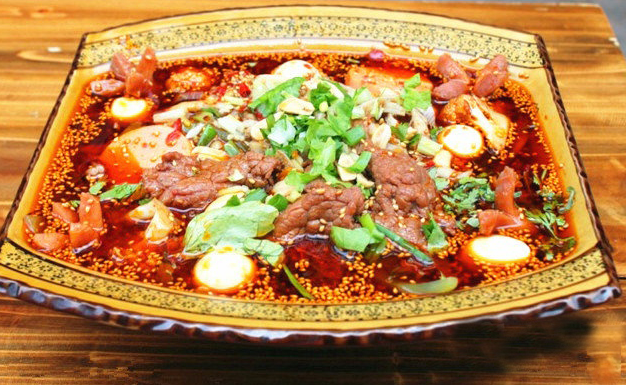 開創(chuàng)創(chuàng)業(yè)新機會，冒菜加盟店的優(yōu)勢