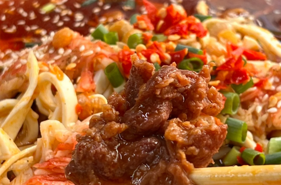 開一個(gè)冒菜店大約需要多少錢（冒菜店創(chuàng)業(yè)成本估算）