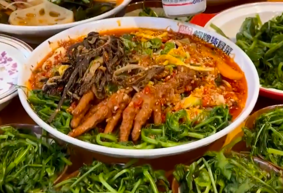 冒菜店怎么才能吸引人進(jìn)店