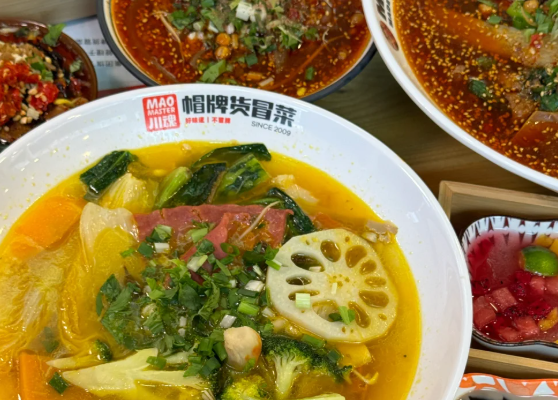 開一家麻辣燙店大概需要多少錢，帽哥告訴你