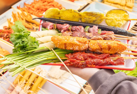 小白開(kāi)冒菜店怎么起步？跟著帽牌貨走就對(duì)了